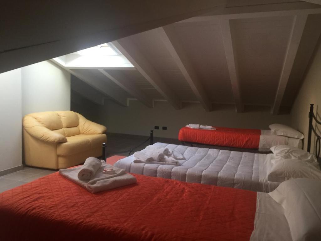 דירות דסנזאנו דל גארדה Residenza Oleandro מראה חיצוני תמונה
