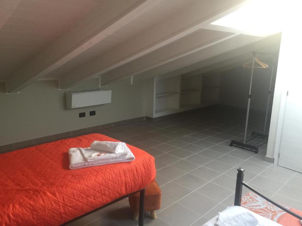 דירות דסנזאנו דל גארדה Residenza Oleandro מראה חיצוני תמונה